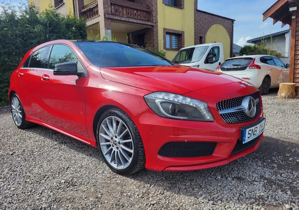 Mercedes-Benz Klasa A cena 66900 przebieg: 150000, rok produkcji 2014 z Trzebiatów małe 497